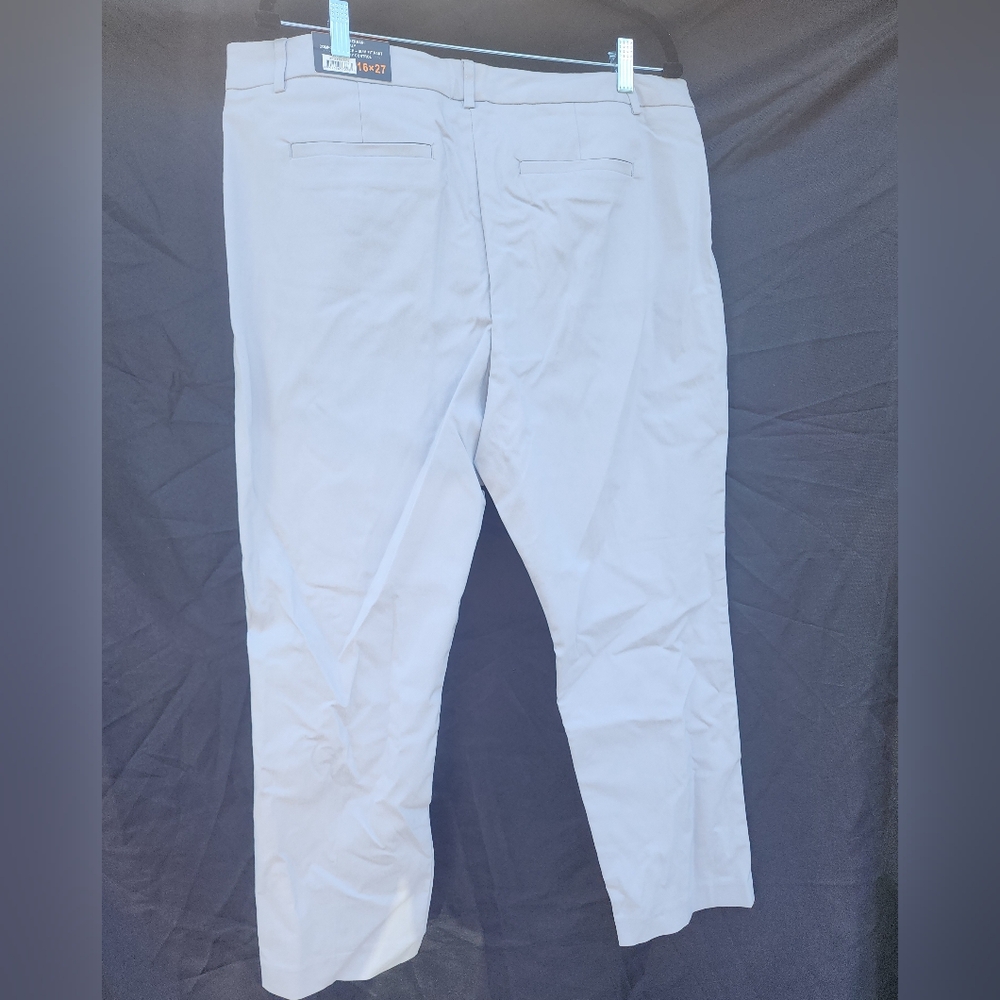 New Mario Serrani Light Grey Capri - Picture 2 of 4